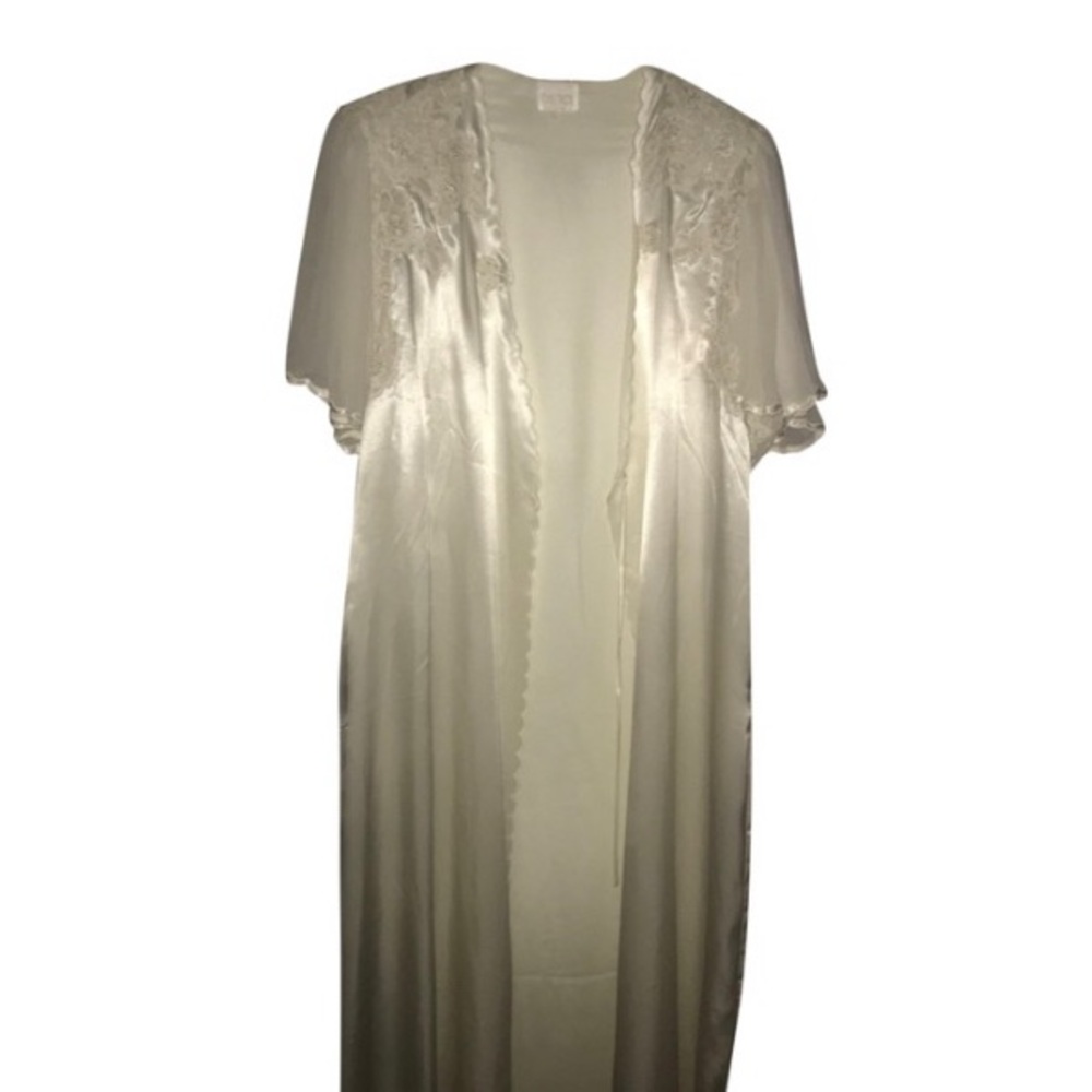 NWOT Vintage Bill Tice Robe
